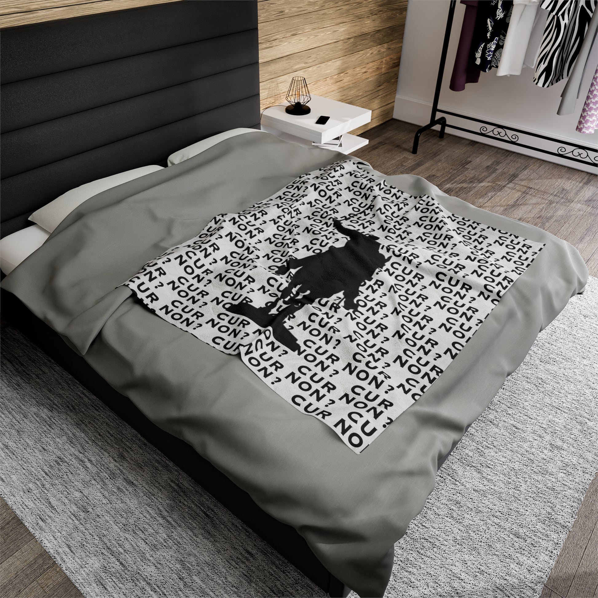 lafayette blanket Marquis de Lafayette silhouette and cur non motto on a blanket in black and white