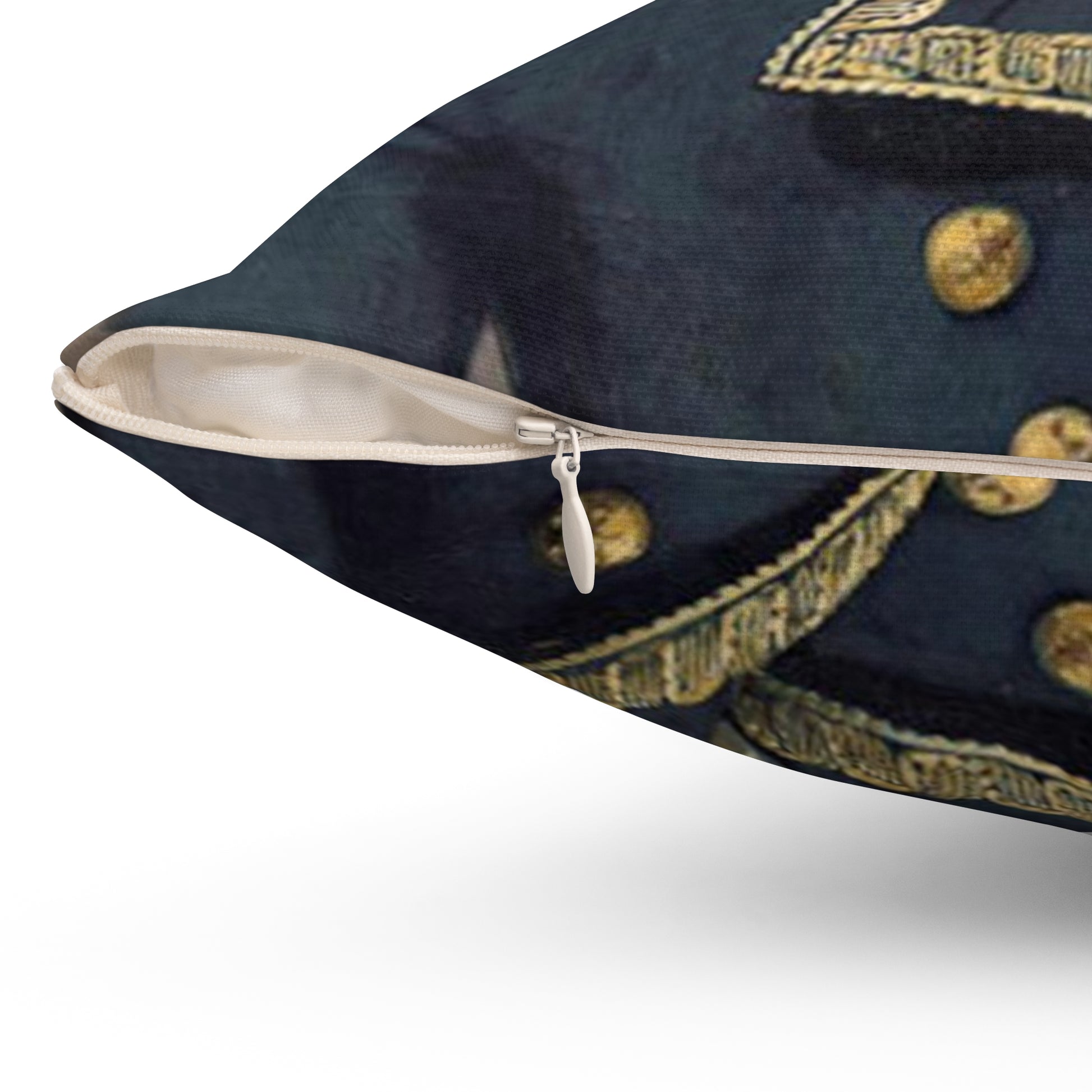 Lafayette Pillow with image of the Marquis de Lafayette