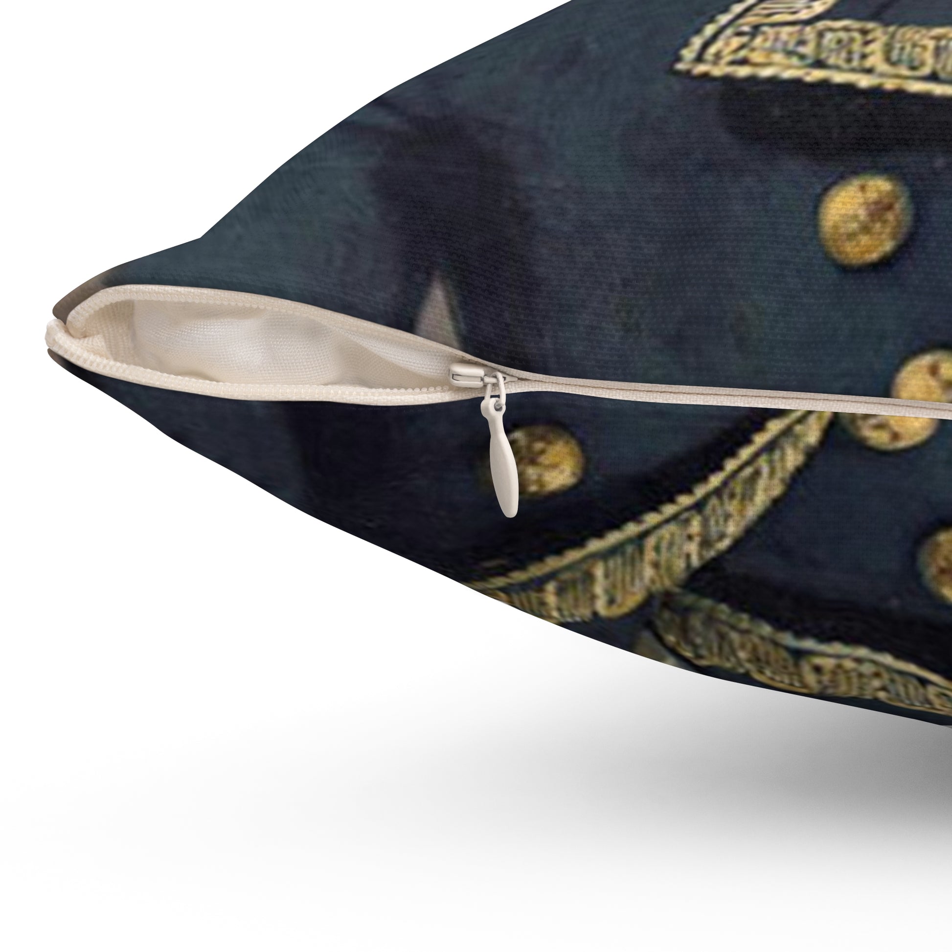 Lafayette Pillow with image of the Marquis de Lafayette